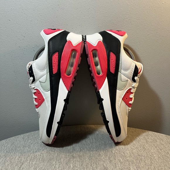 Nike Air Max 90 Aster Pink White Casual Sneakers Women's Size 7 DH8010-105 - Picture 6 of 10